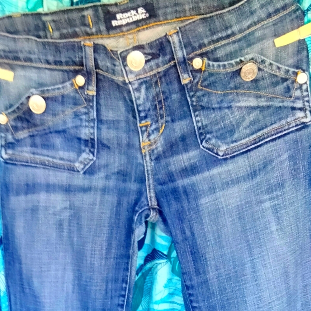 W women's Rock and Republic scorpion model size 26